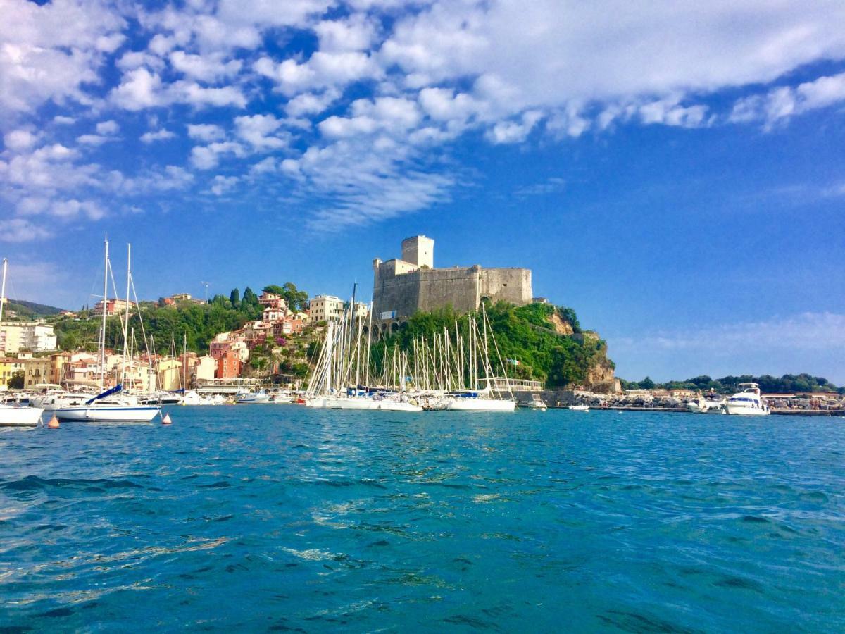 Casabarbara Lerici Villa Luaran gambar